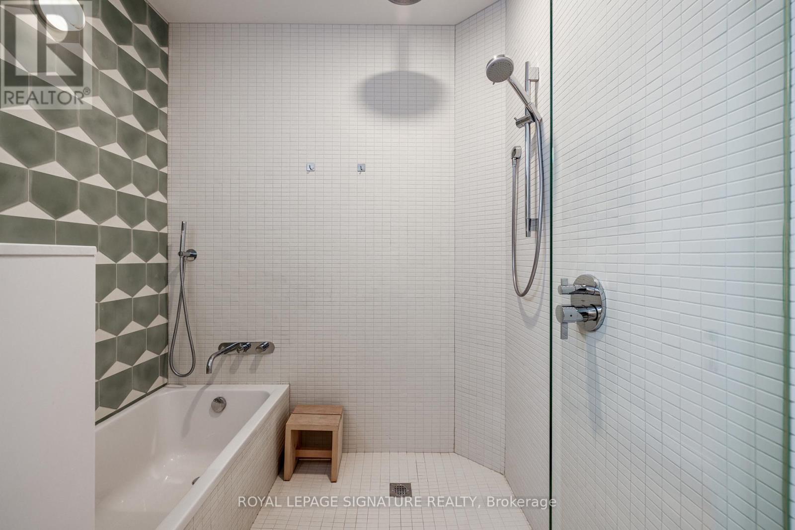 13 Collahie Street, Toronto, Ontario  M6J 1T6 - Photo 26 - C12911974