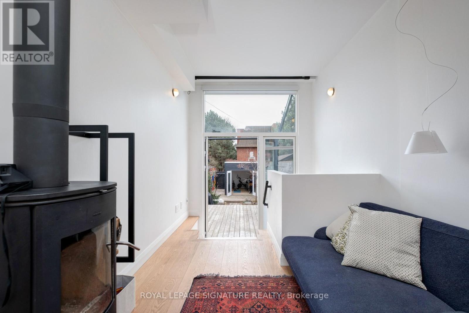 13 Collahie Street, Toronto, Ontario  M6J 1T6 - Photo 19 - C12911974