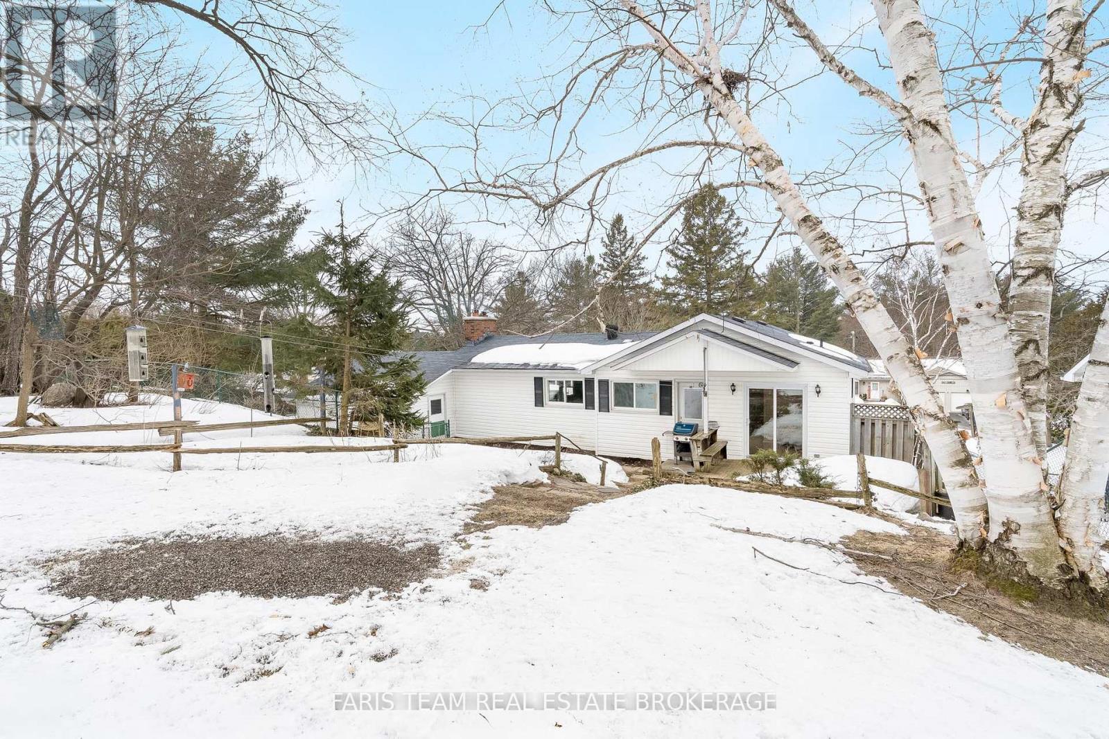 257 Church Street, Penetanguishene, Ontario  L9M 1G6 - Photo 37 - S12914072