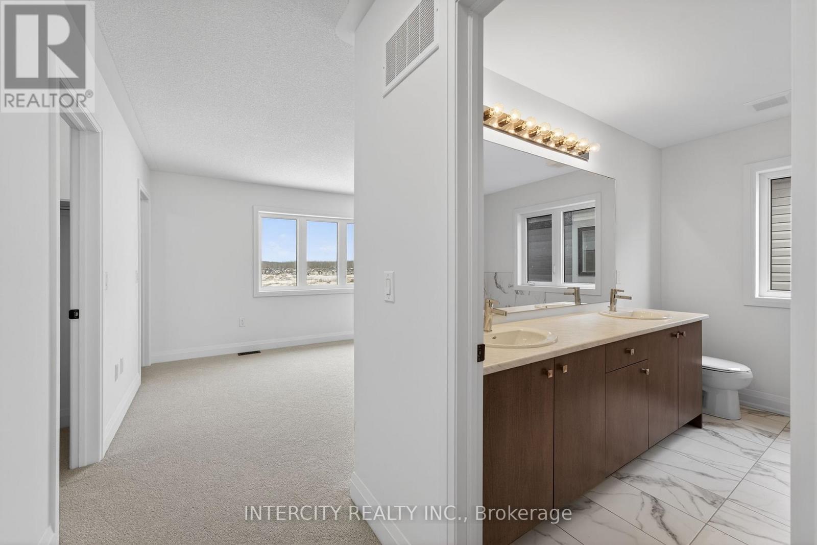 32 Legacy Circle, Wasaga Beach, Ontario L9Z 0M5 - Photo 29 - S12917002