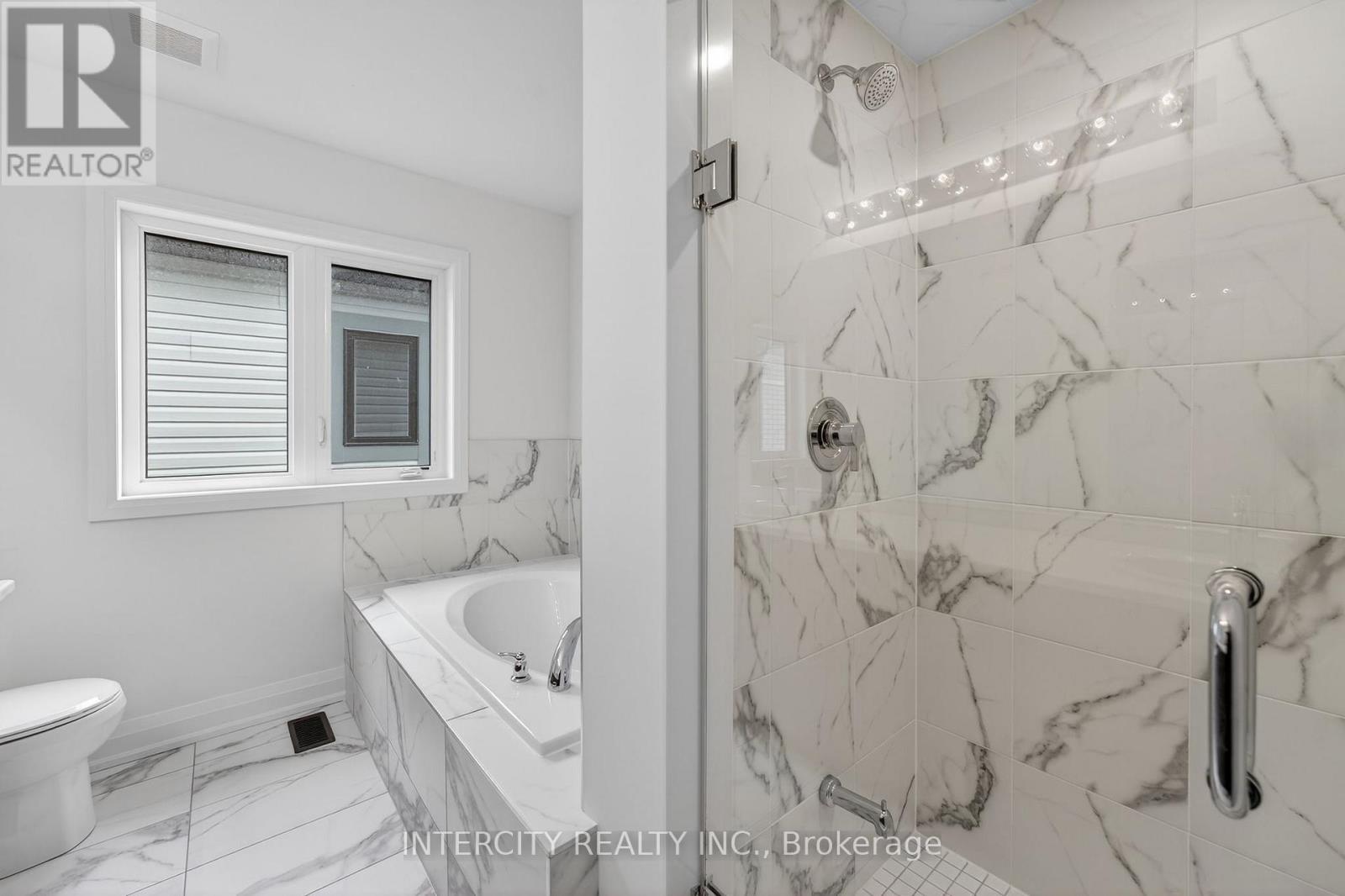 32 Legacy Circle, Wasaga Beach, Ontario L9Z 0M5 - Photo 37 - S12917002