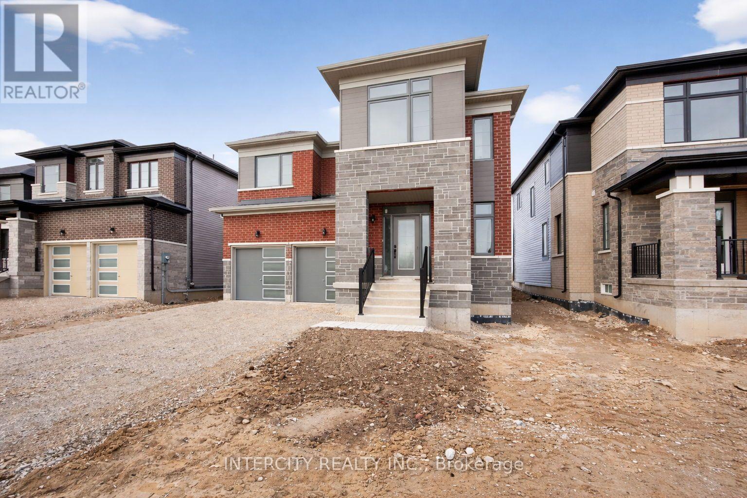 32 Legacy Circle, Wasaga Beach, Ontario L9Z 0M5 - Photo 3 - S12917002