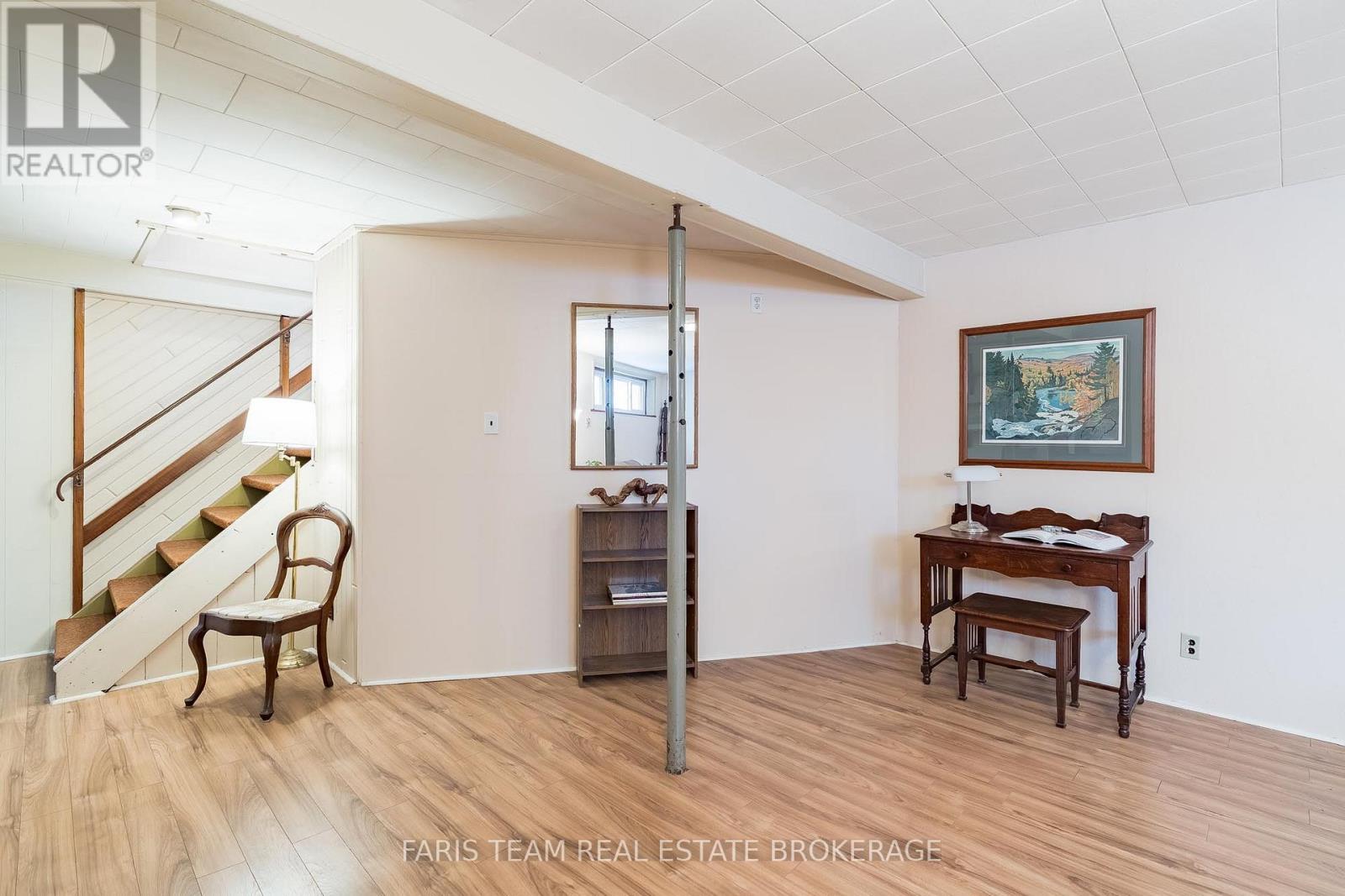 257 Church Street, Penetanguishene, Ontario  L9M 1G6 - Photo 28 - S12914072