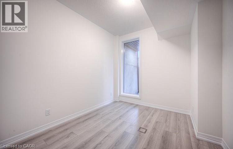 261 Woodbine Avenue Unit# 31, Kitchener, Ontario  N2R 0S7 - Photo 11 - 40814677