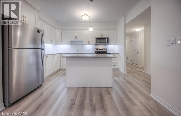 261 Woodbine Avenue Unit# 31, Kitchener, Ontario  N2R 0S7 - Photo 7 - 40814677