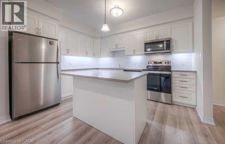 261 Woodbine Avenue Unit# 31, Kitchener, Ontario  N2R 0S7 - Photo 8 - 40814677