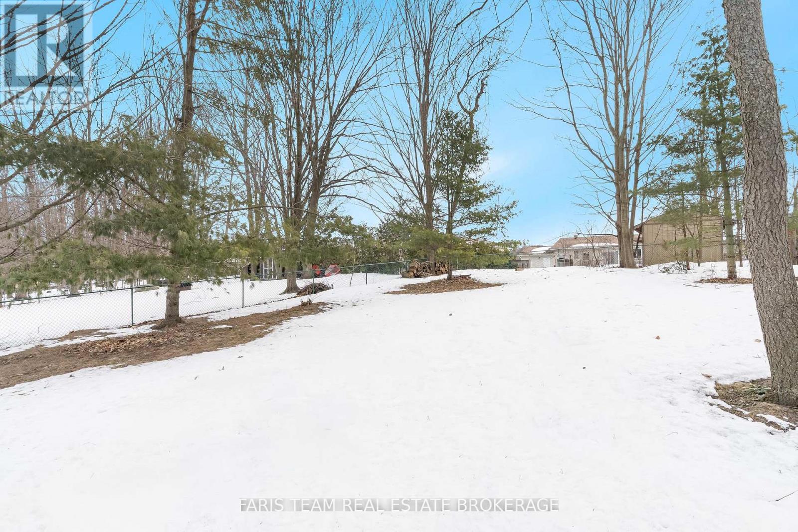 257 Church Street, Penetanguishene, Ontario  L9M 1G6 - Photo 39 - S12914072