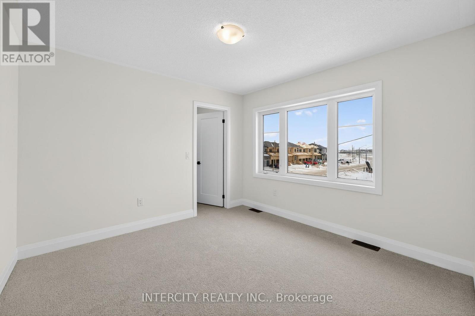 30 Legacy Circle, Wasaga Beach, Ontario  L9Z 0M5 - Photo 44 - S12916982