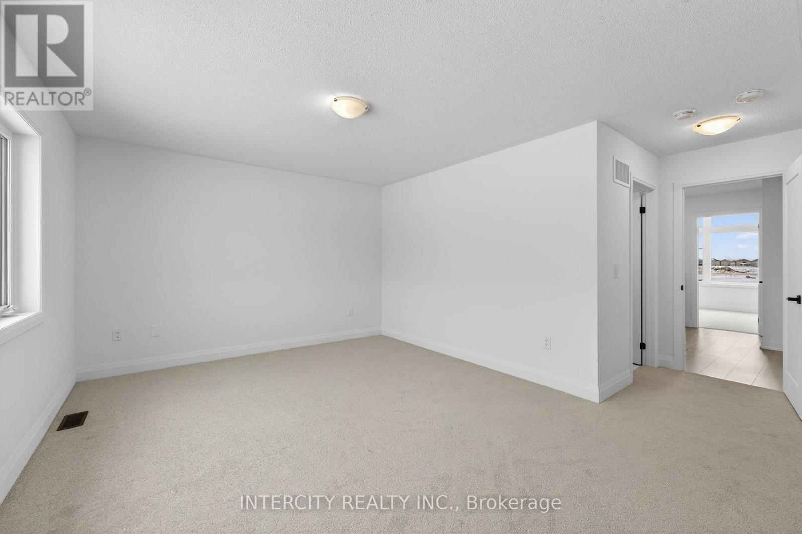 32 Legacy Circle, Wasaga Beach, Ontario L9Z 0M5 - Photo 34 - S12917002