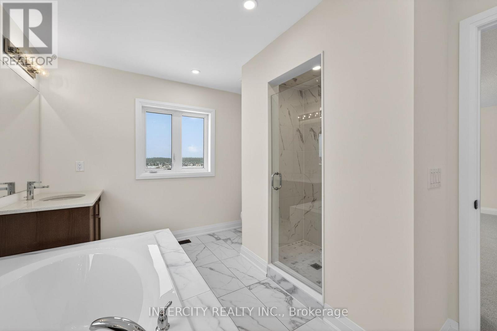 30 Legacy Circle, Wasaga Beach, Ontario  L9Z 0M5 - Photo 38 - S12916982