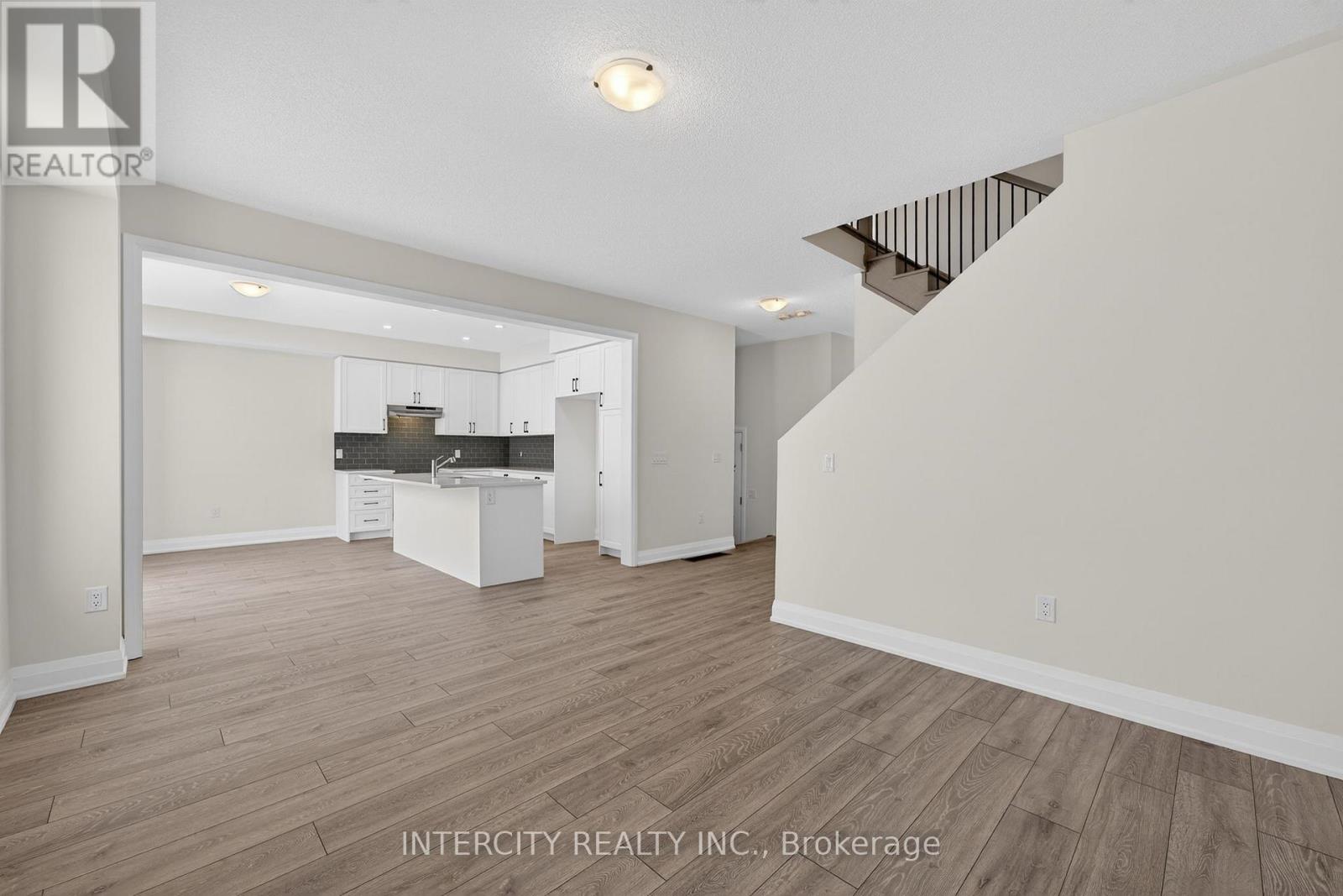 30 Legacy Circle, Wasaga Beach, Ontario  L9Z 0M5 - Photo 27 - S12916982