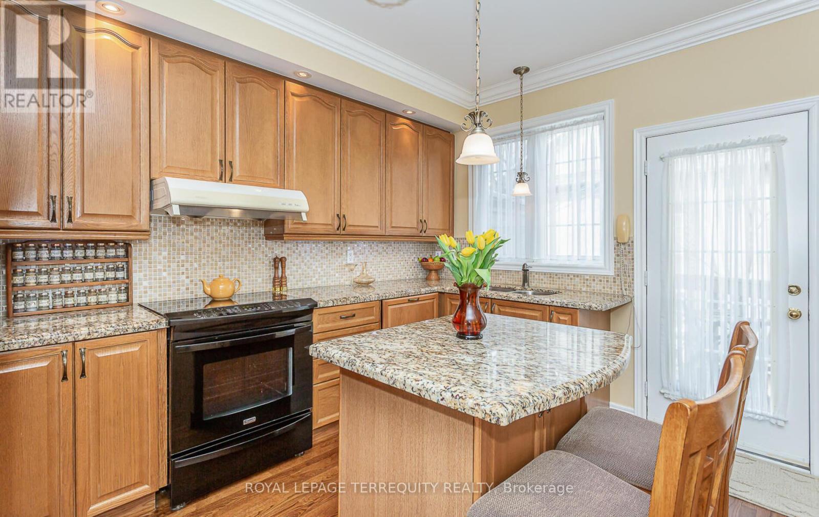 9 - 485 Bristol Road W, Mississauga, Ontario  L5R 4G2 - Photo 13 - W12918140