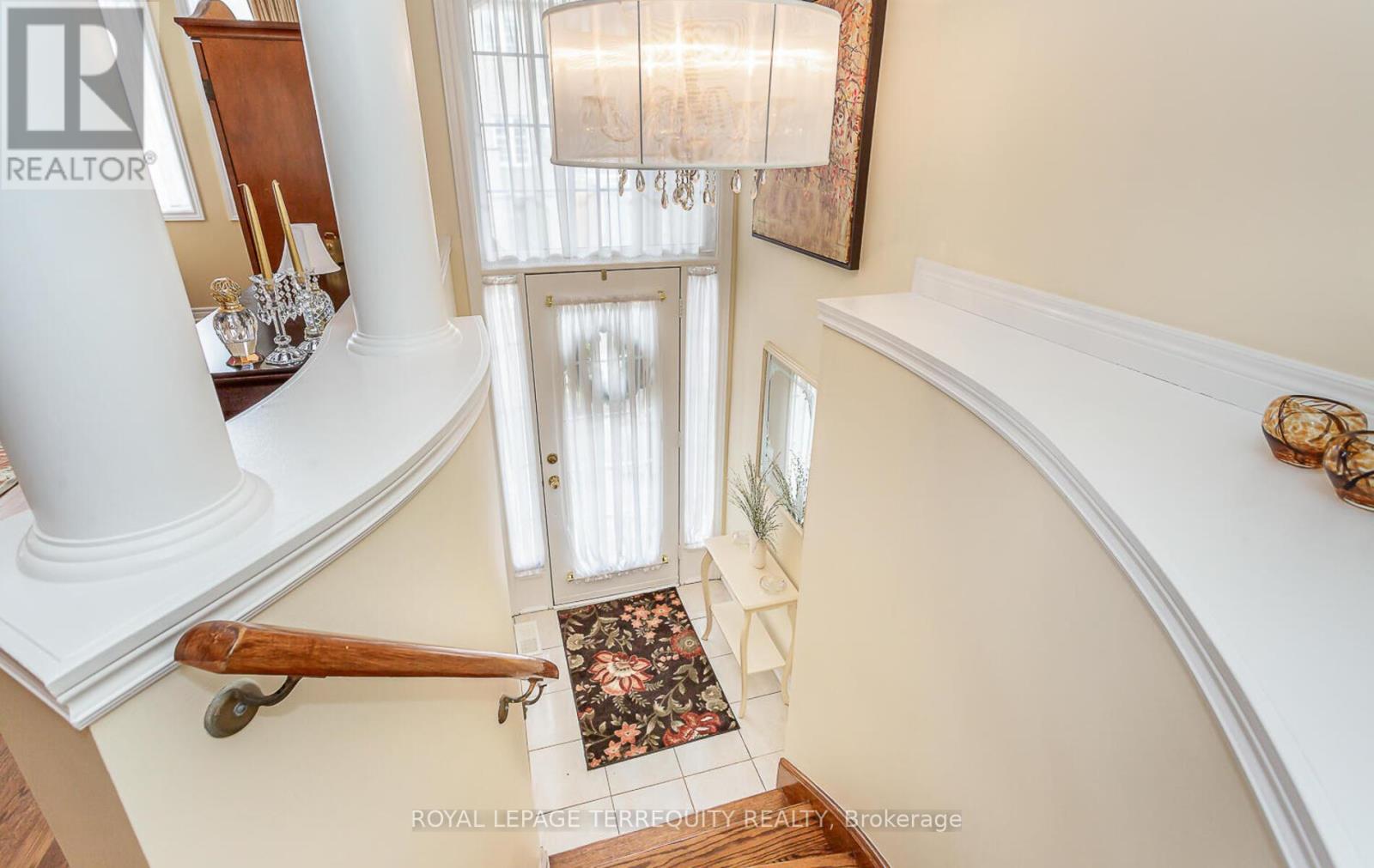 9 - 485 Bristol Road W, Mississauga, Ontario  L5R 4G2 - Photo 5 - W12918140