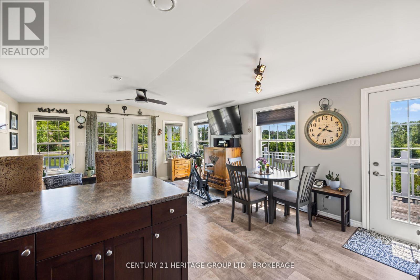 3756 County Road 3, Leeds And The Thousand Islands, Ontario  K0K 1N0 - Photo 11 - X12918324