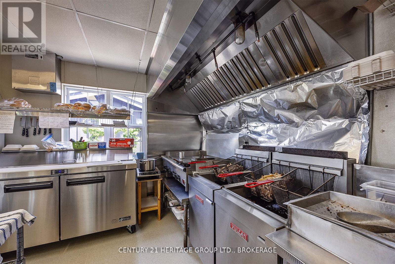 3756 County Road 3, Leeds And The Thousand Islands, Ontario  K0K 1N0 - Photo 22 - X12918324