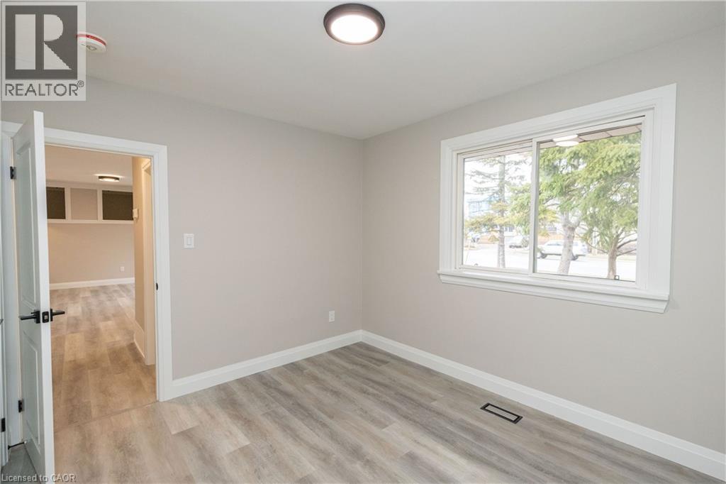 402 Third Line, Oakville, Ontario  L6L 4A5 - Photo 24 - 40810723