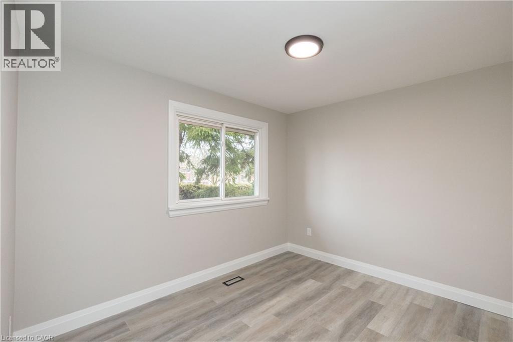 402 Third Line, Oakville, Ontario  L6L 4A5 - Photo 21 - 40810723