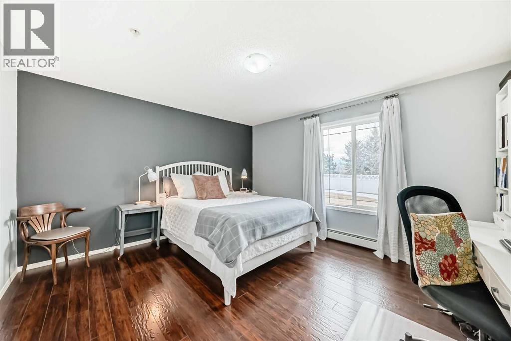 2105, 2105 Tuscarora Manor NW, Calgary, Alberta  T3L 2J9 - Photo 16 - A2294844