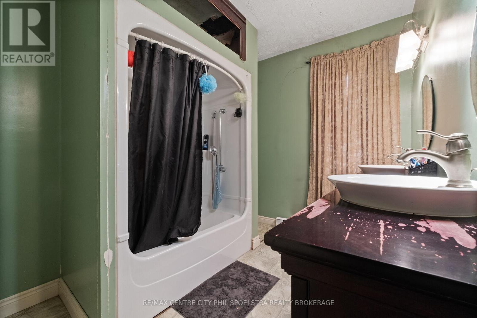 544 Concession 8 Road, Brockton, Ontario  N0G 1S0 - Photo 17 - X12918206