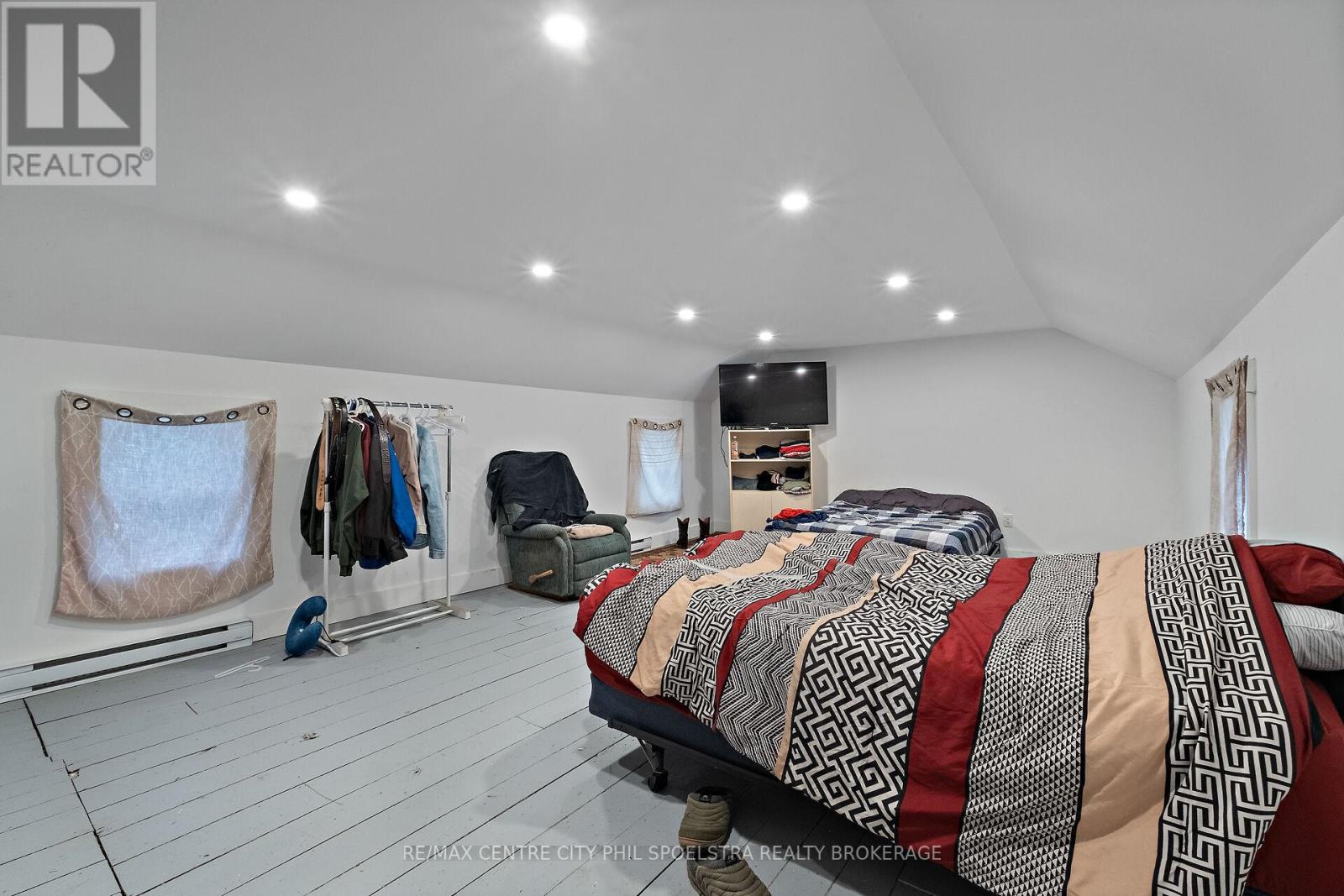 544 Concession 8 Road, Brockton, Ontario  N0G 1S0 - Photo 18 - X12918206