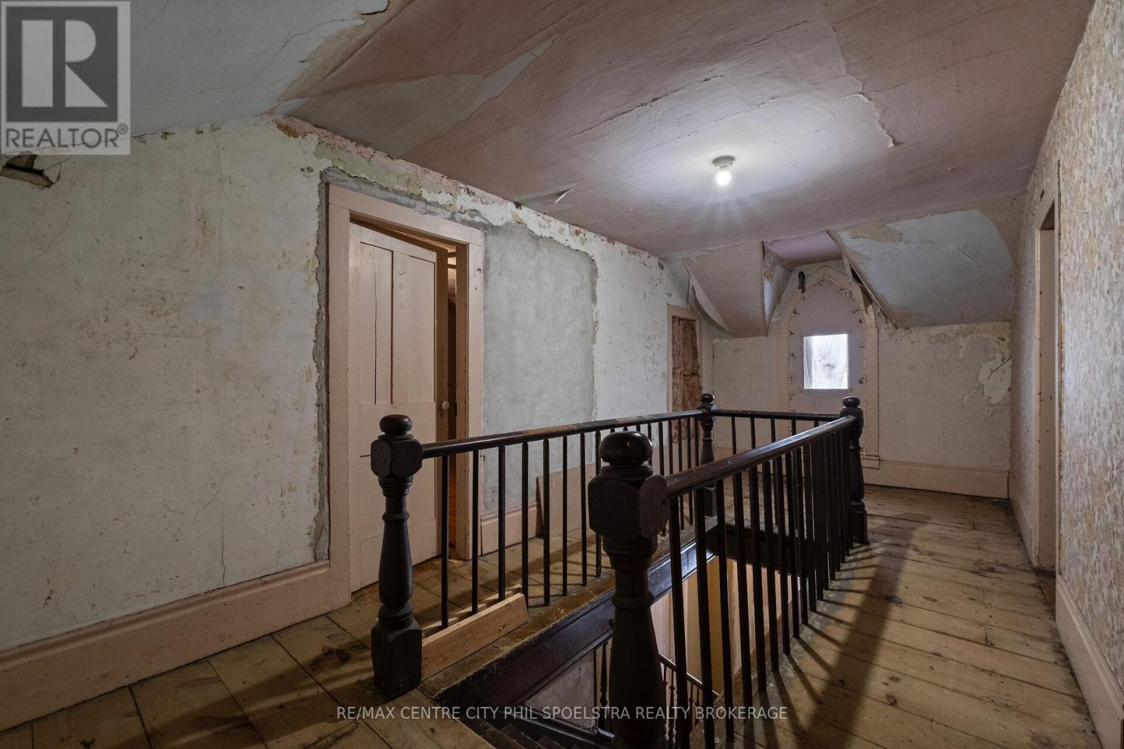 544 Concession 8 Road, Brockton, Ontario  N0G 1S0 - Photo 20 - X12918206