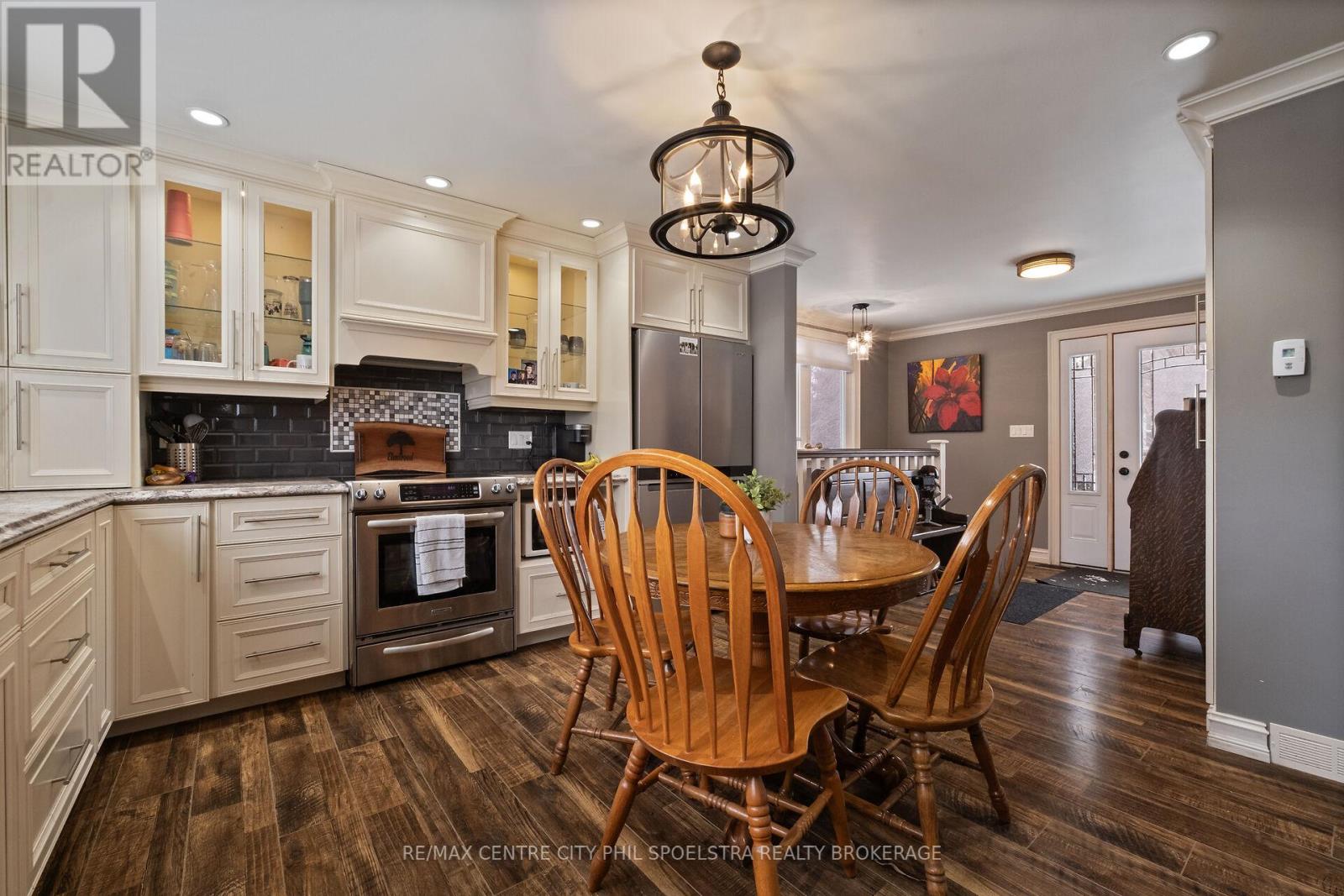 546 Concession 8 Road, Brockton, Ontario  N0G 1S0 - Photo 11 - X12918208