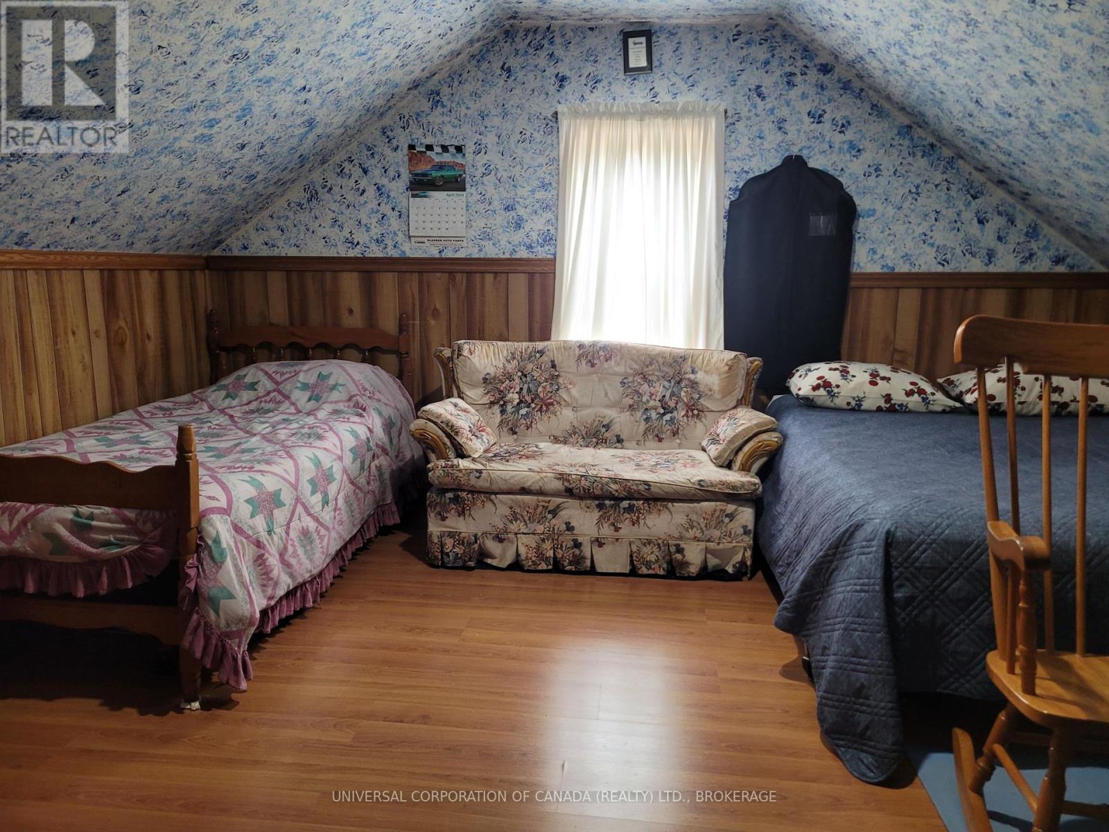 220 2nd Concession Road, Norfolk, Ontario  N0E 1G0 - Photo 11 - X12918338