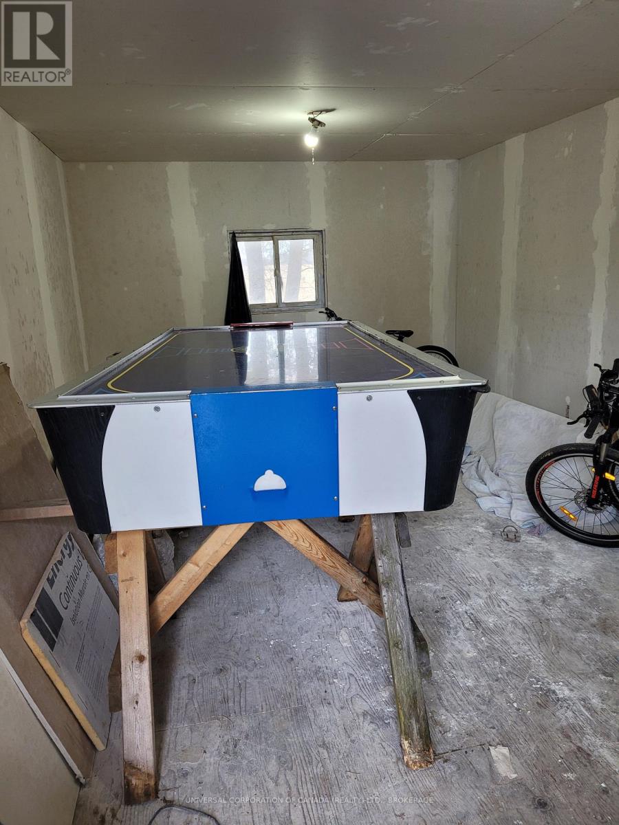 220 2nd Concession Road, Norfolk, Ontario  N0E 1G0 - Photo 14 - X12918338