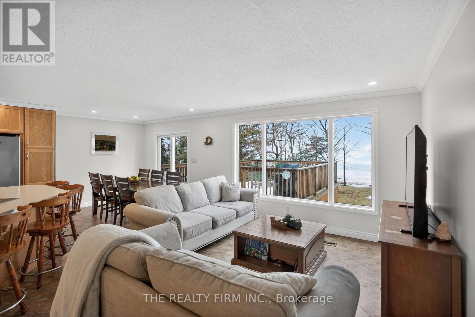 4084 Bluepoint Drive, Plympton-Wyoming, Ontario  N0N 1J6 - Photo 10 - X12918402