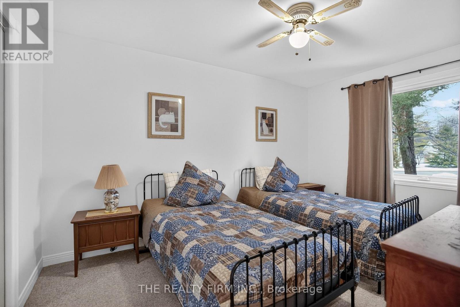 4084 Bluepoint Drive, Plympton-Wyoming, Ontario  N0N 1J6 - Photo 15 - X12918402