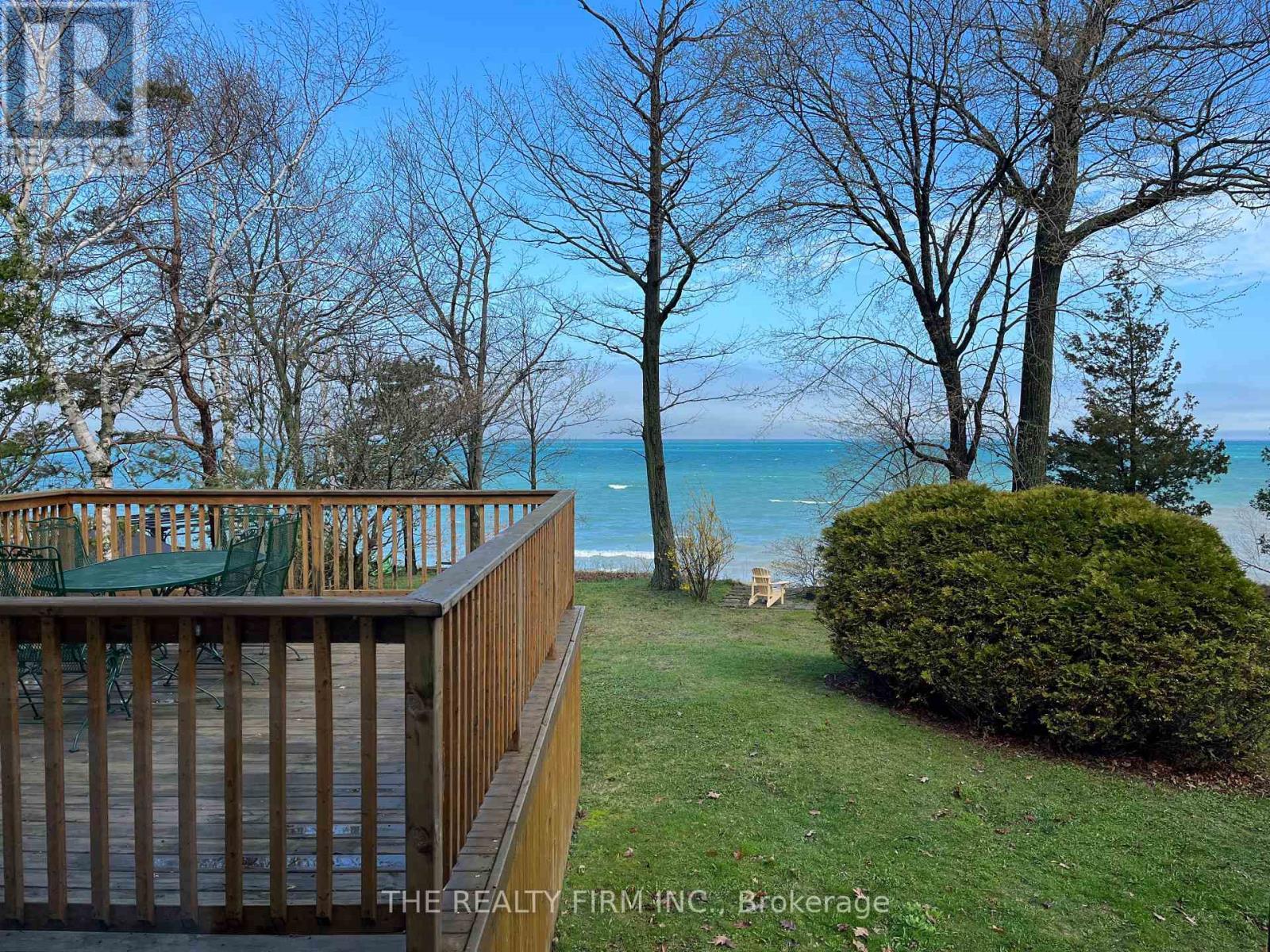 4084 Bluepoint Drive, Plympton-Wyoming, Ontario  N0N 1J6 - Photo 36 - X12918402