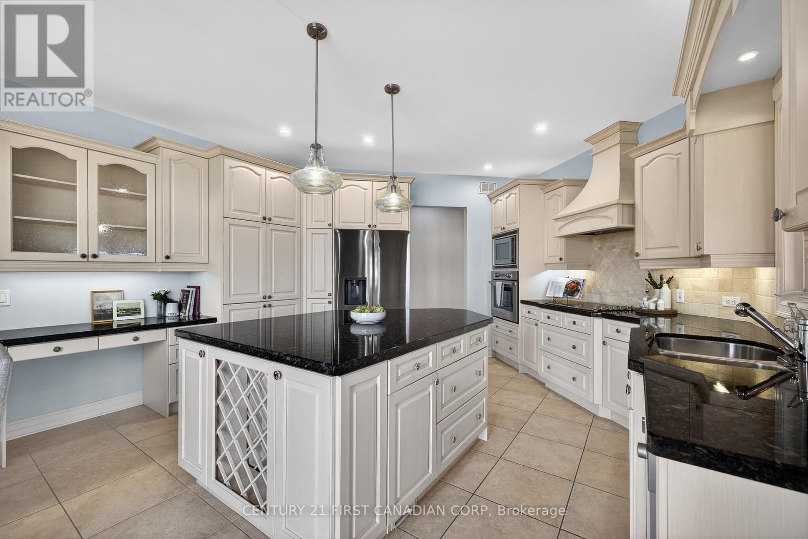 1219 Sandy Somerville Drive, London South, Ontario  N6K 5R2 - Photo 15 - X12918510