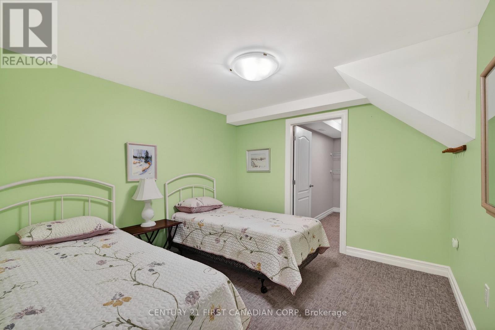 1219 Sandy Somerville Drive, London South, Ontario  N6K 5R2 - Photo 30 - X12918510