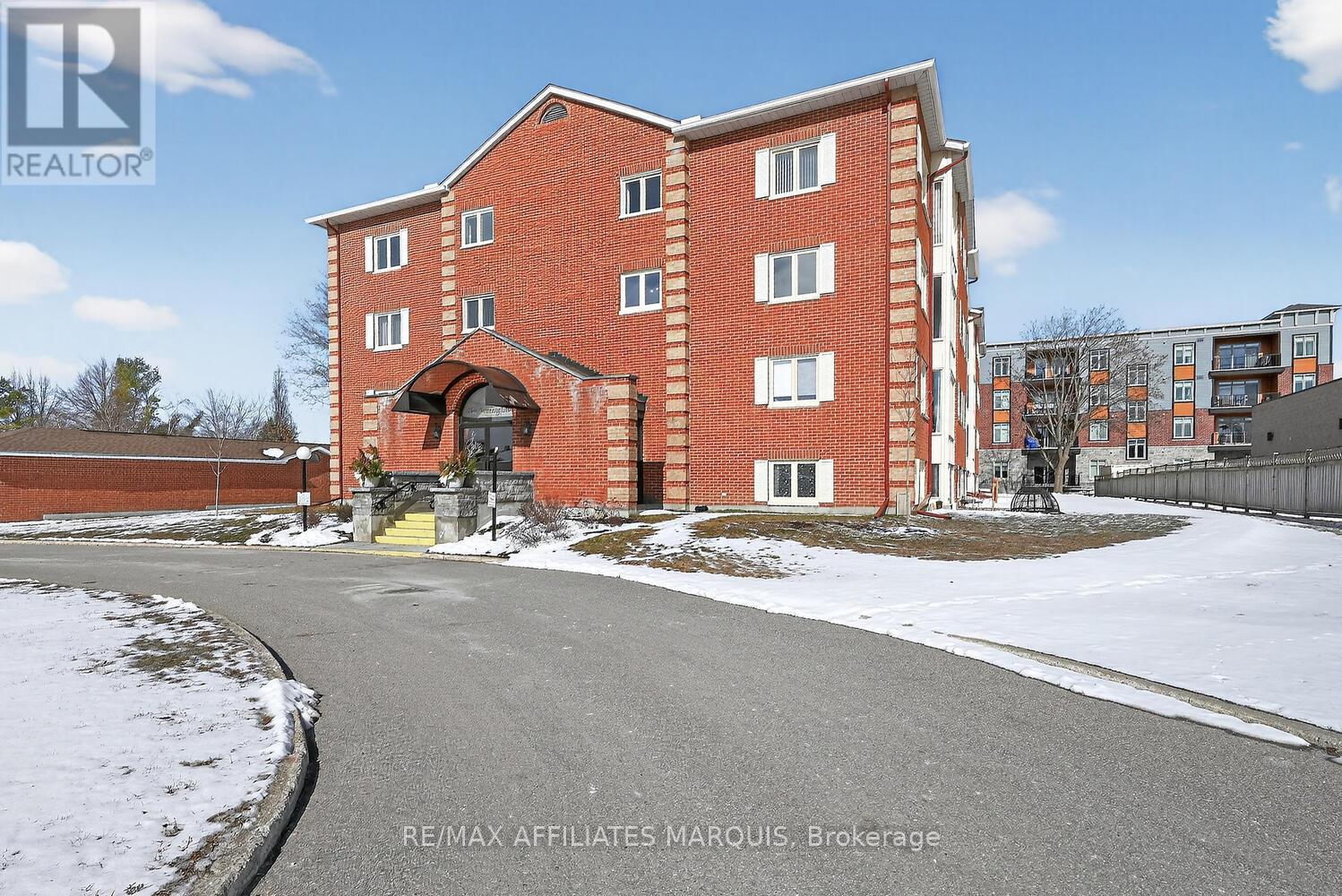 304 - 10 Armstrong Drive, Smiths Falls, Ontario  K7A 5H8 - Photo 5 - X12918238