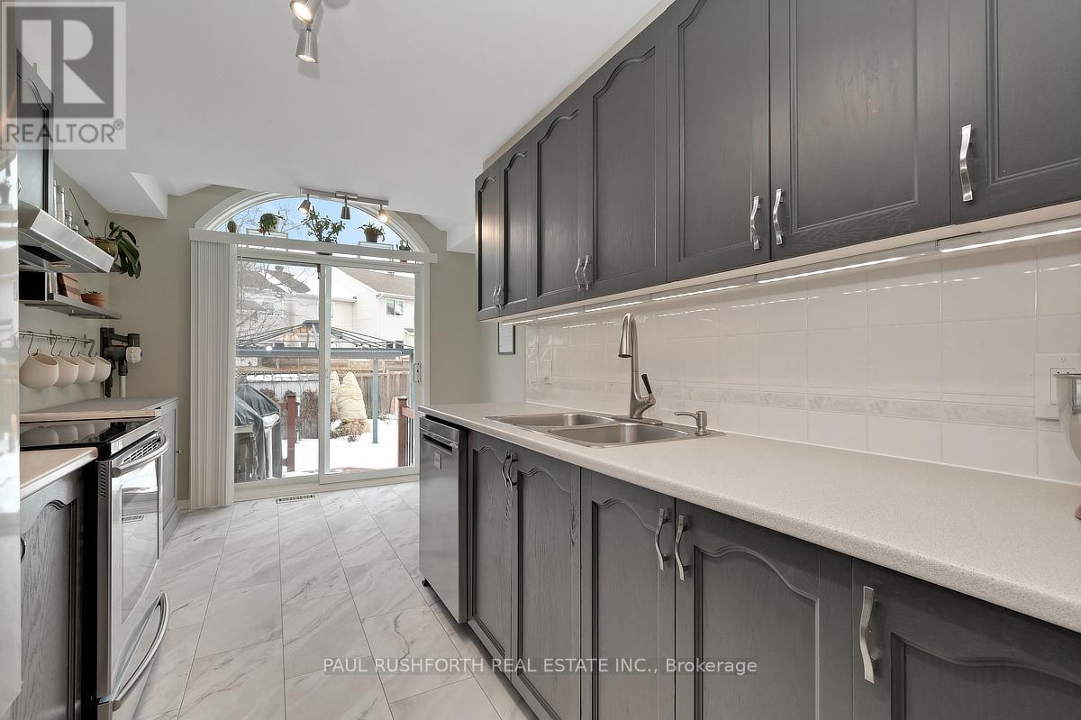 47 Deerchase Court, Ottawa, Ontario  K2M 2R1 - Photo 13 - X12918242