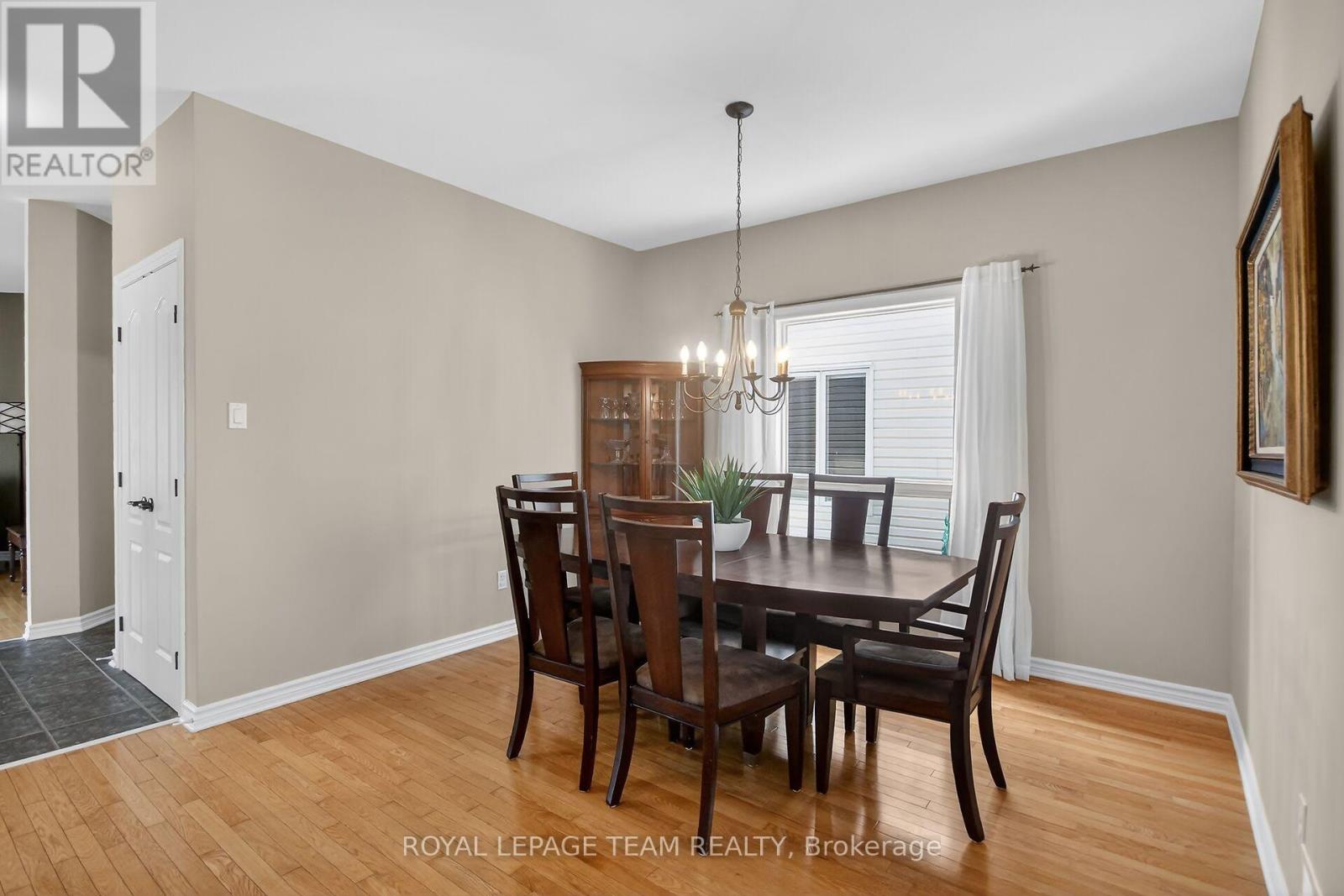 11 Vermont Avenue, Ottawa, Ontario  K2G 6J6 - Photo 13 - X12918274