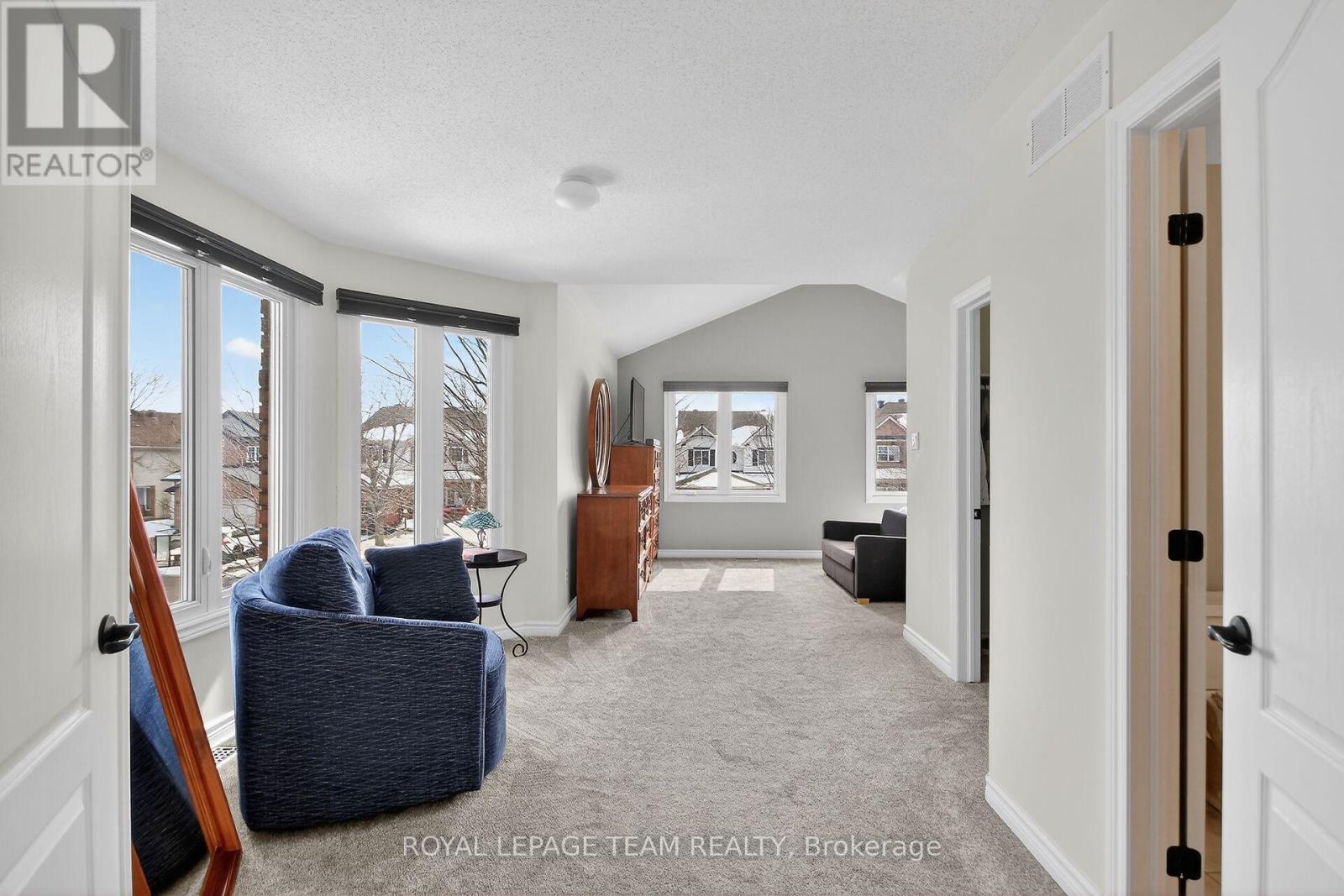 11 Vermont Avenue, Ottawa, Ontario  K2G 6J6 - Photo 24 - X12918274