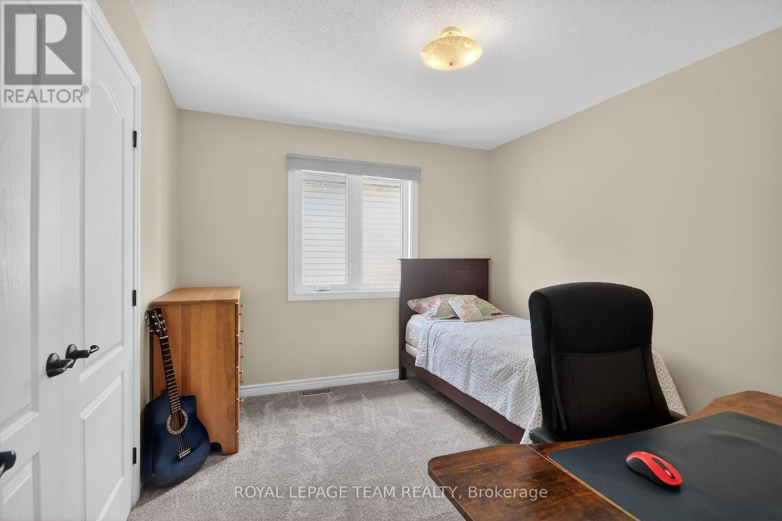 11 Vermont Avenue, Ottawa, Ontario  K2G 6J6 - Photo 33 - X12918274