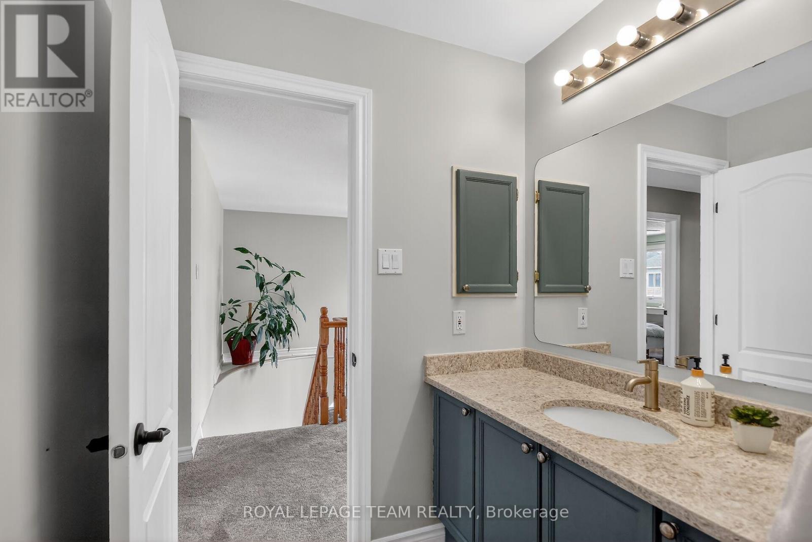 11 Vermont Avenue, Ottawa, Ontario  K2G 6J6 - Photo 36 - X12918274