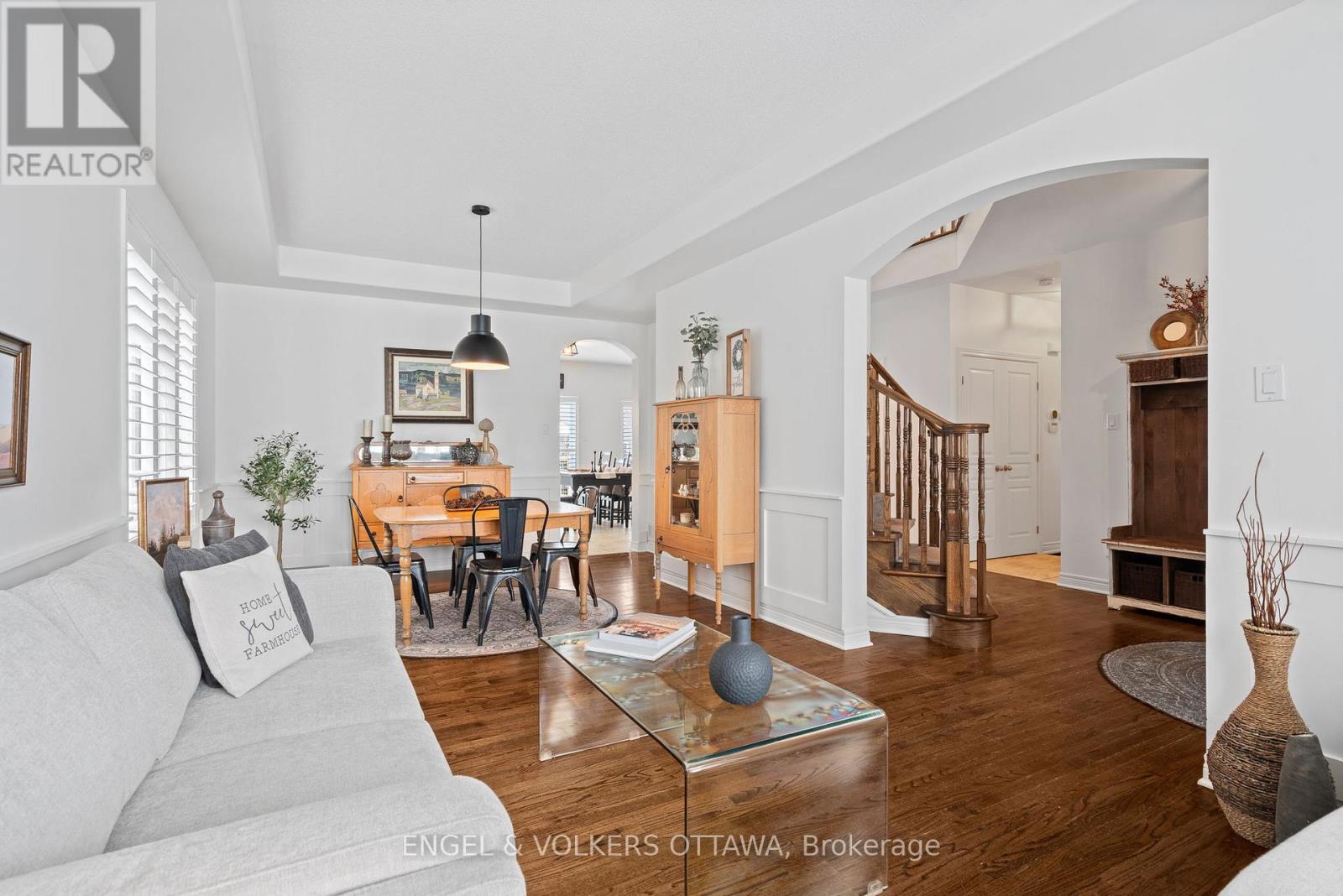 407 Landswood Way, Ottawa, Ontario  K2S 0A3 - Photo 15 - X12918316