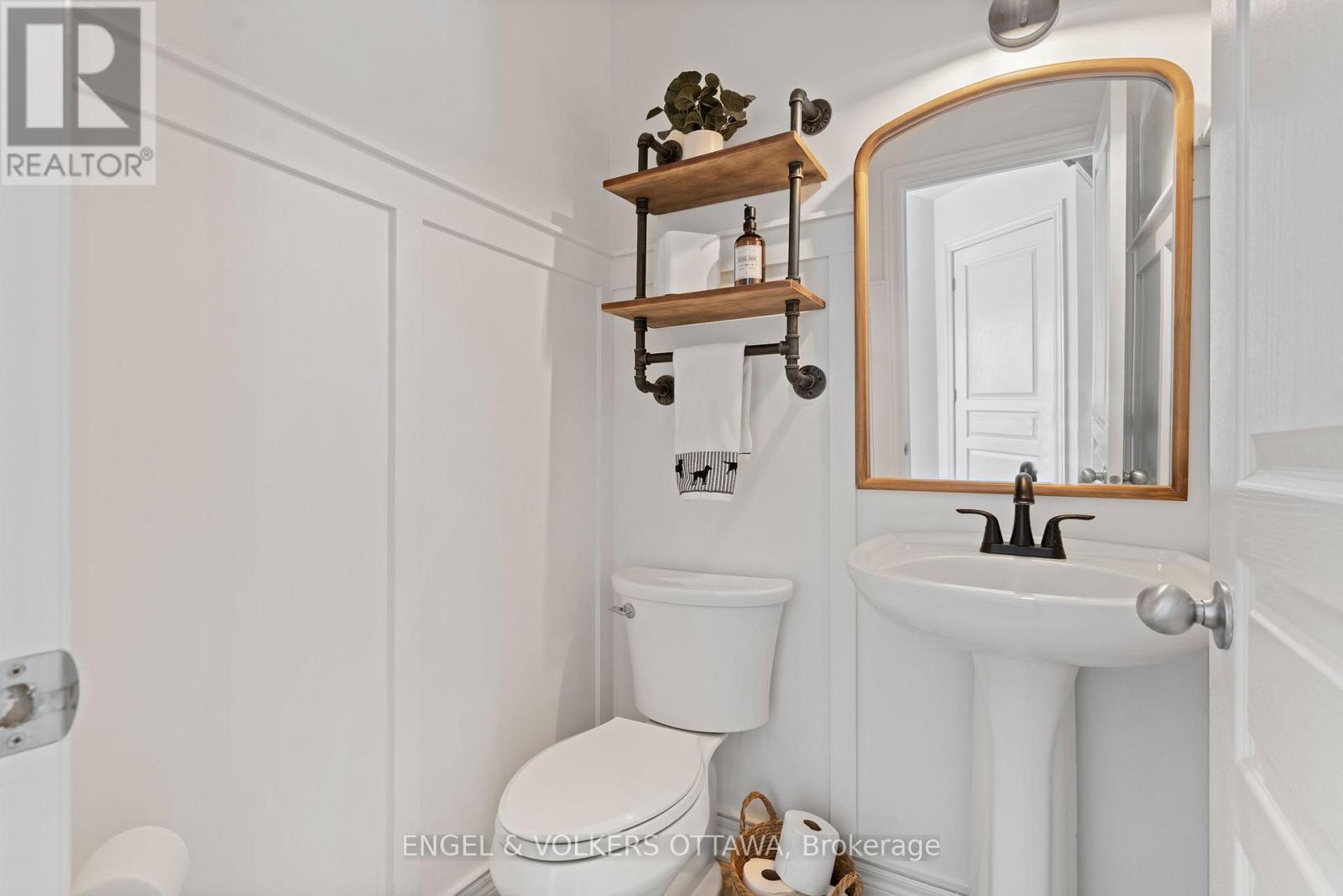 407 Landswood Way, Ottawa, Ontario  K2S 0A3 - Photo 18 - X12918316