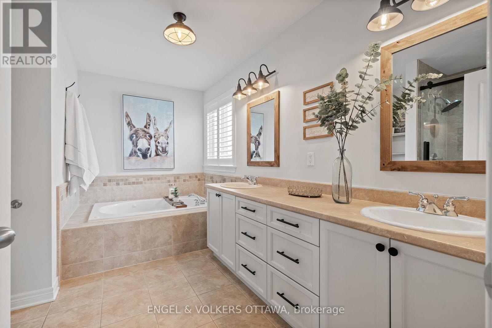 407 Landswood Way, Ottawa, Ontario  K2S 0A3 - Photo 24 - X12918316