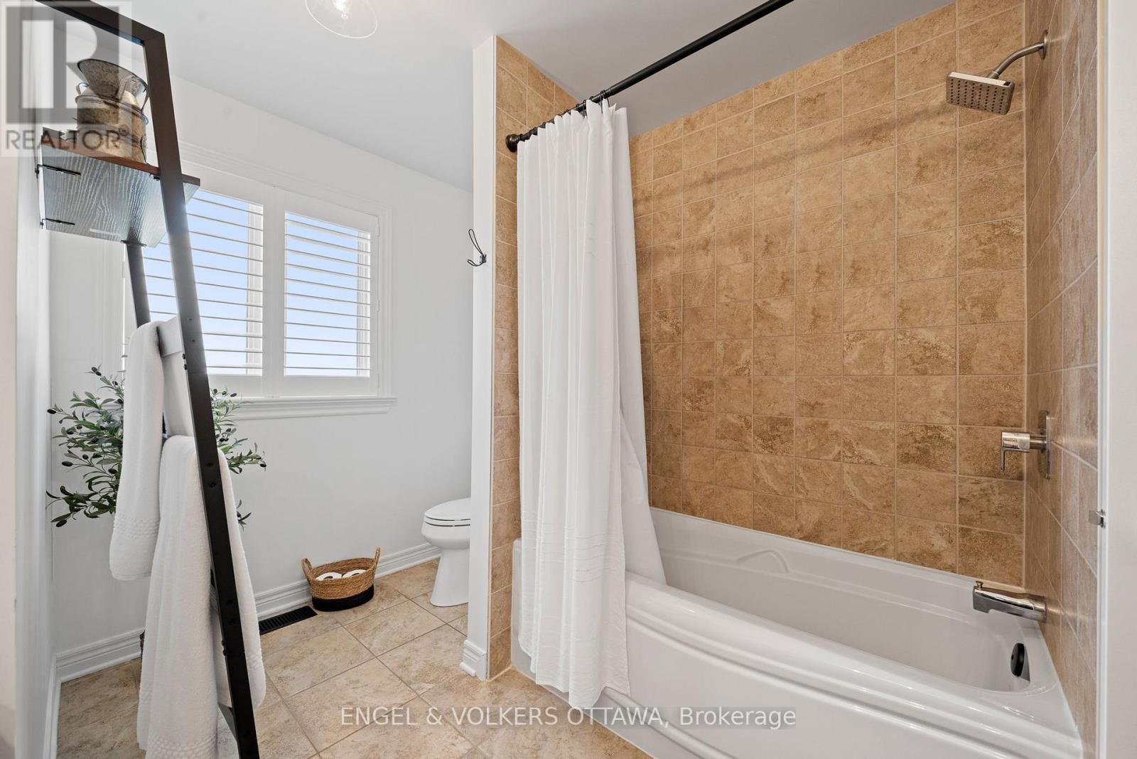 407 Landswood Way, Ottawa, Ontario  K2S 0A3 - Photo 29 - X12918316