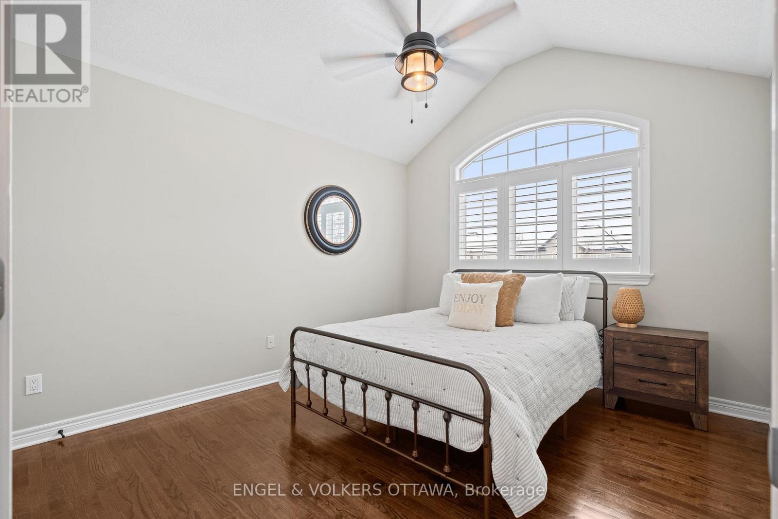 407 Landswood Way, Ottawa, Ontario  K2S 0A3 - Photo 30 - X12918316