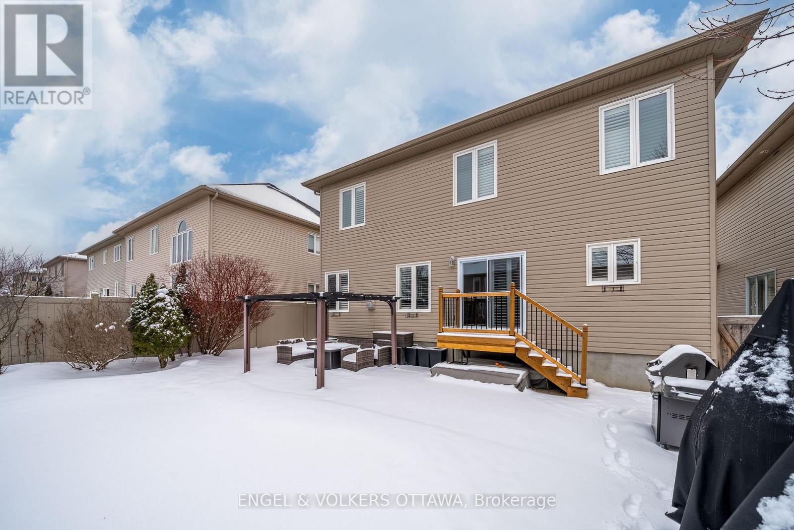 407 Landswood Way, Ottawa, Ontario  K2S 0A3 - Photo 39 - X12918316