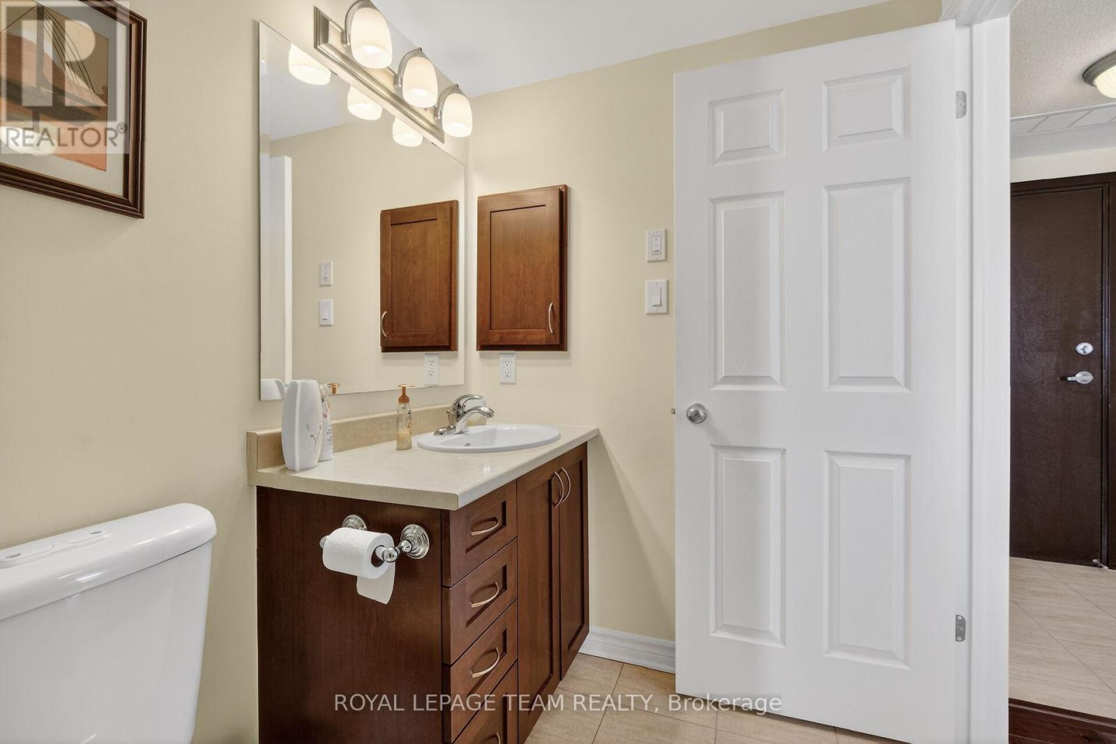 302 - 100 Montblanc Private, Ottawa, Ontario  K1C 0B2 - Photo 33 - X12918360