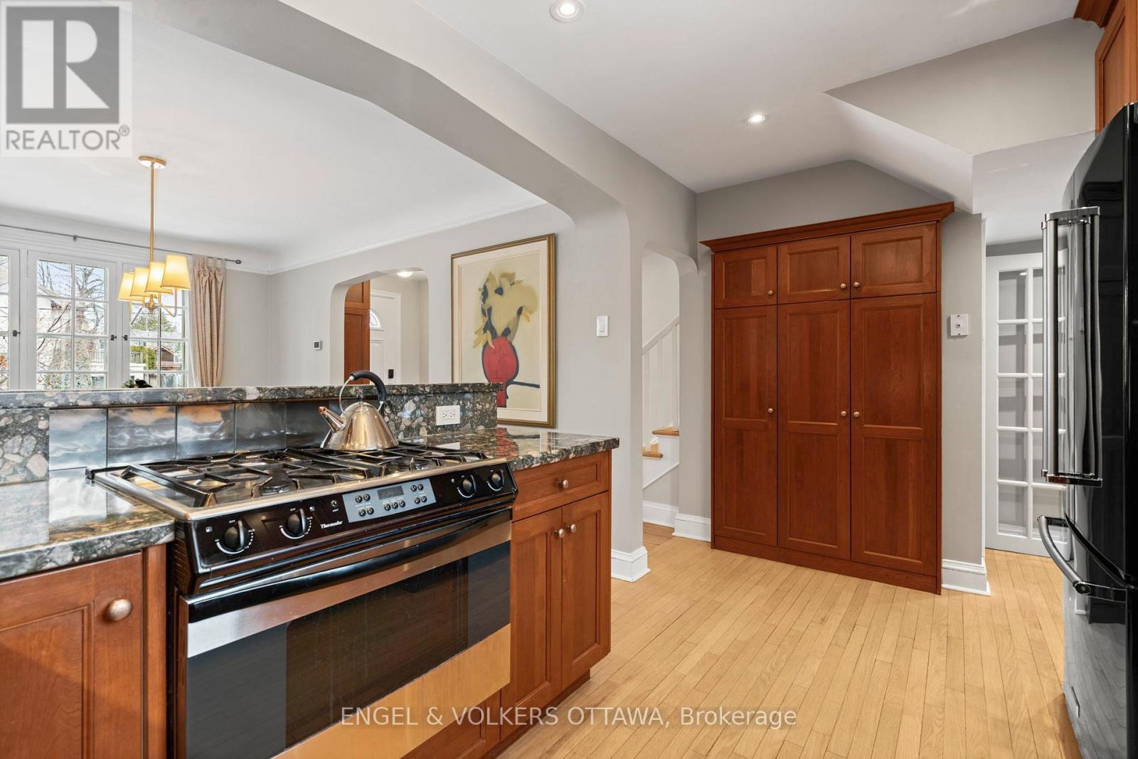 96 Helena Street, Ottawa, Ontario  K1Y 3N1 - Photo 18 - X12918376