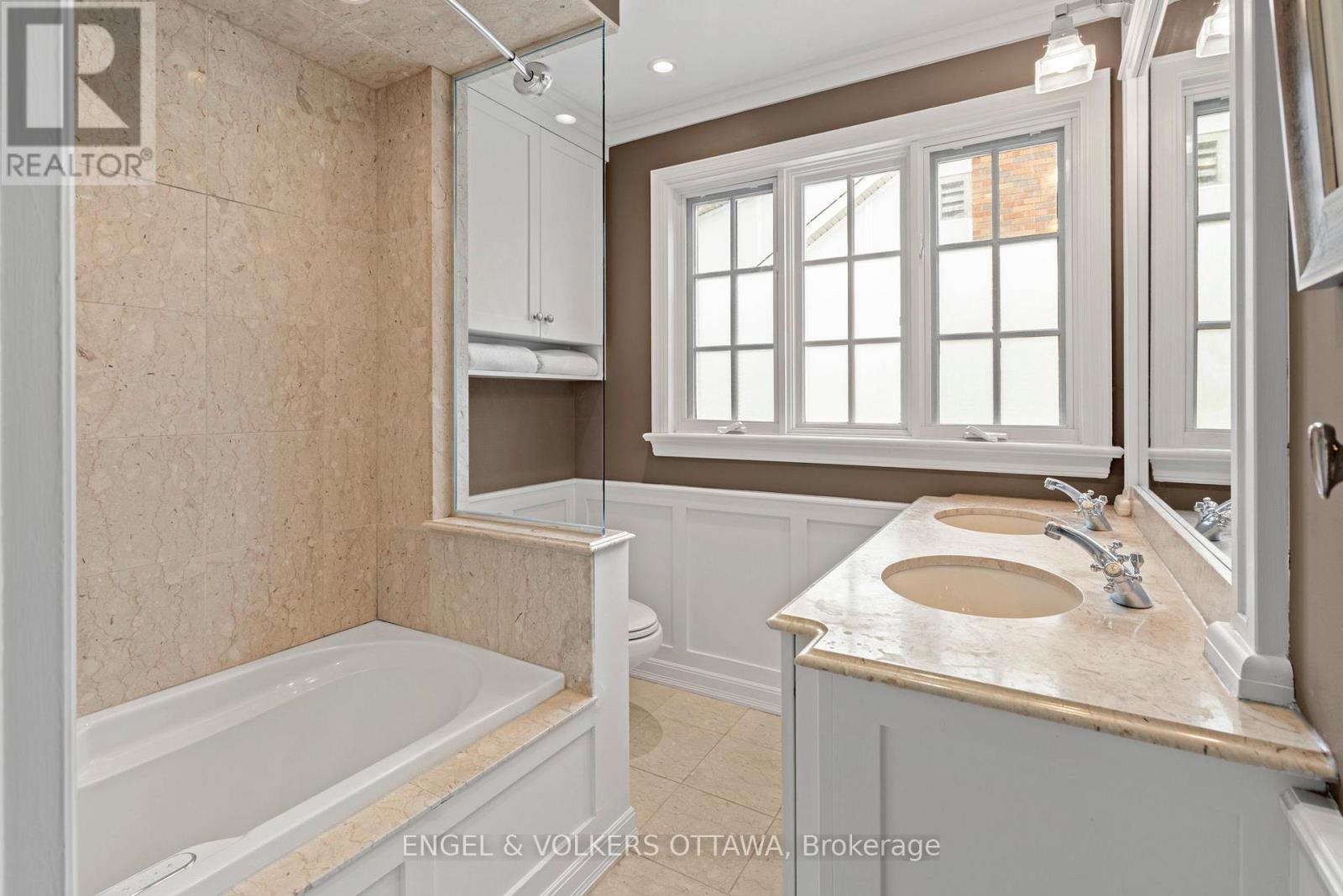 96 Helena Street, Ottawa, Ontario  K1Y 3N1 - Photo 29 - X12918376