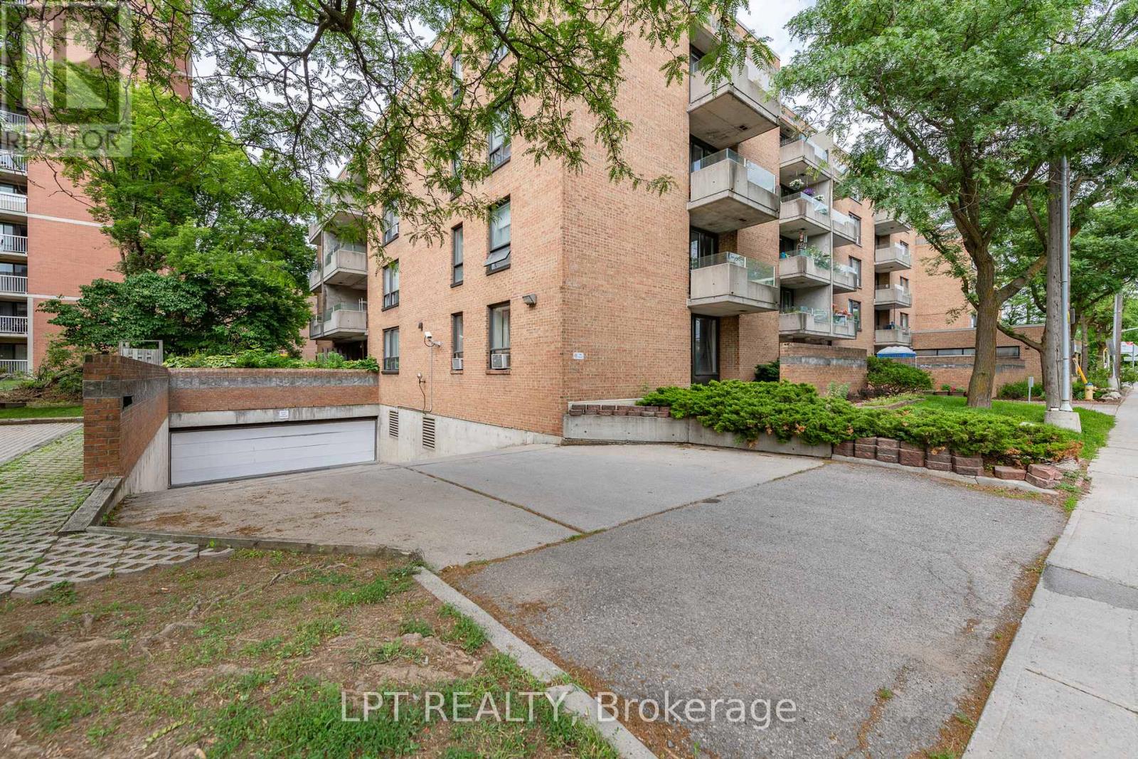 #206 - 1177 Belanger Avenue, Ottawa, Ontario K1H 8N7 - Photo 5 - X12918384