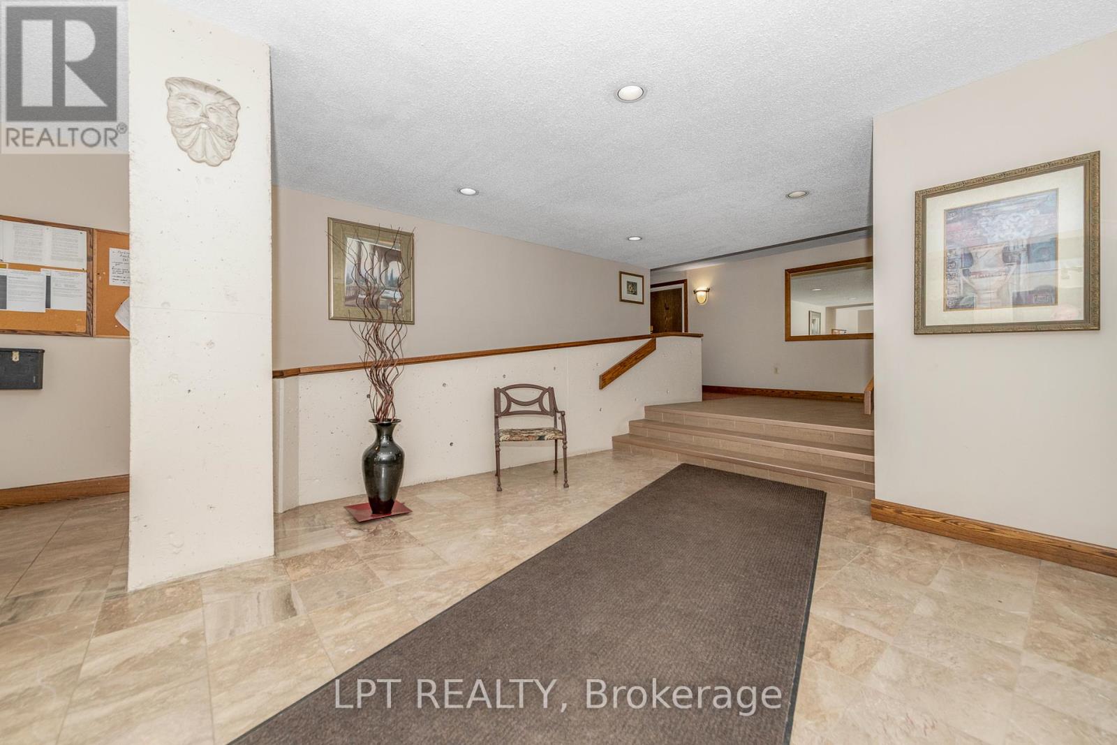 #206 - 1177 Belanger Avenue, Ottawa, Ontario K1H 8N7 - Photo 7 - X12918384